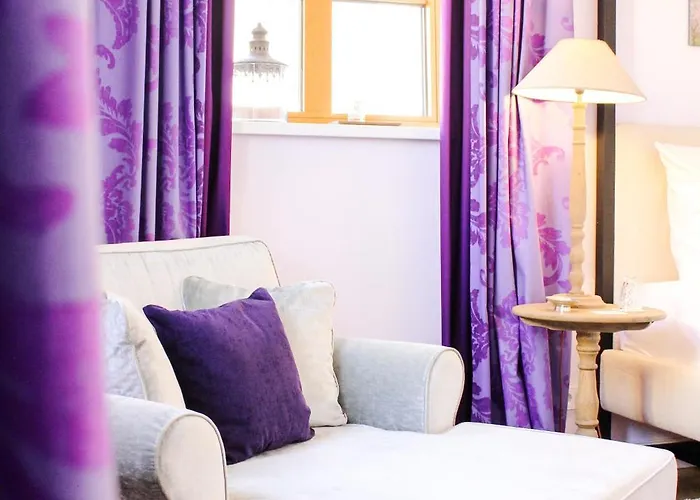 Estalagem Gaestehaus Im Weingut Am Nil *