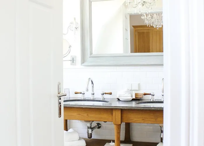 Estalagem Gaestehaus Im Weingut Am Nil *